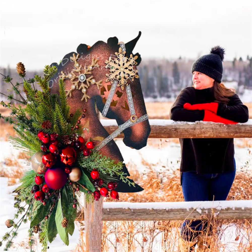 Horse Head Garland Christmas Decoration With Balls
